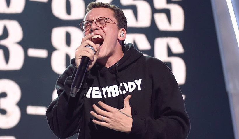 Logic performing at 2017 MTV VMAs