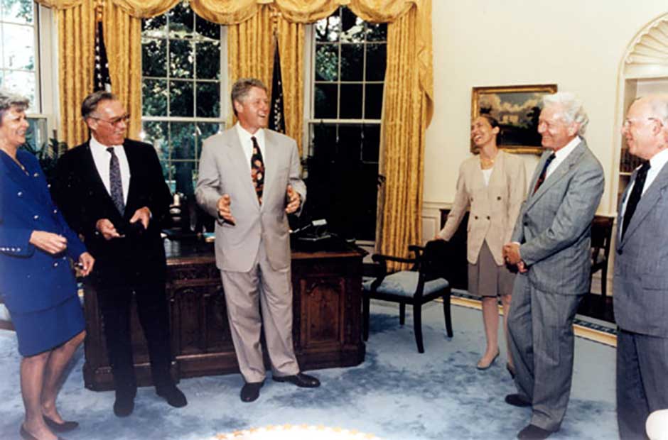 President Bill Clinton in the Oval Office