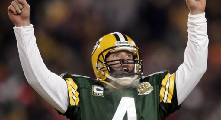 Brett Favre playing football for the Green Bay Packers