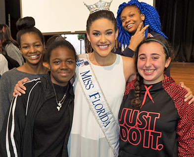 Miss Florida connecting with students about addiction prevention
