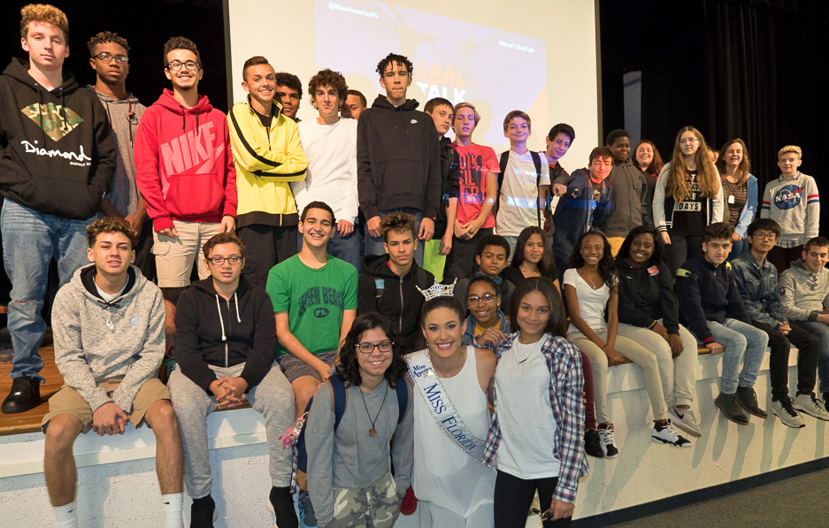 Miss Florida with students from Winter Park High School in Central Florida